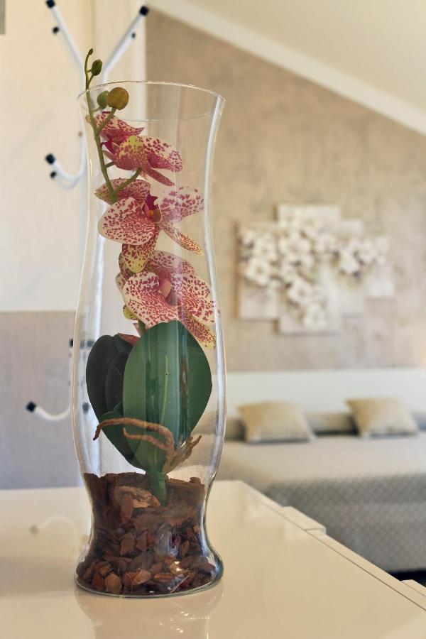 Flower Apartments Bardolino Ngoại thất bức ảnh