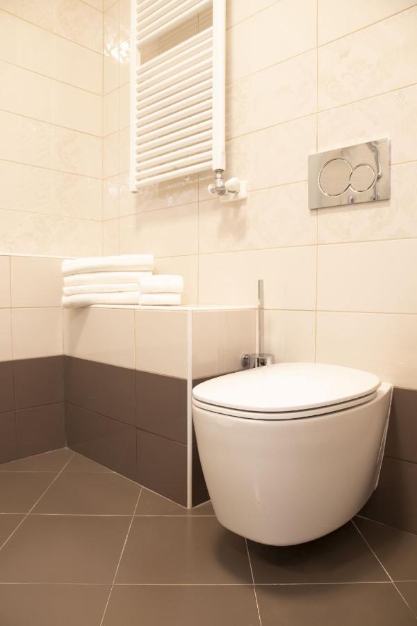 Flower Apartments Bardolino Ngoại thất bức ảnh
